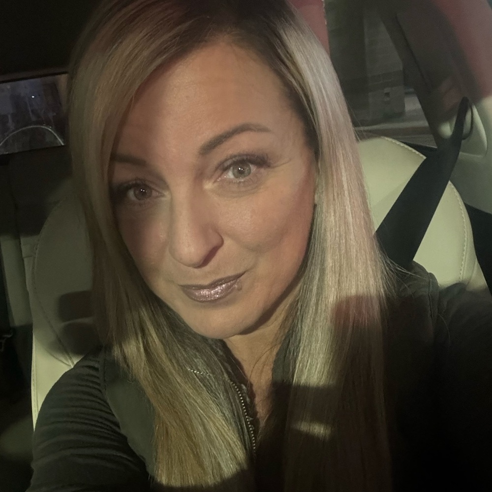Meet your Posher, Joann